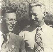 А. Фадеев
 и П.Павленко.
Элиста, 1940 год.