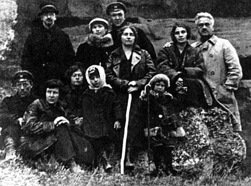 Картинки по запросу Александр Барченко с учениками в Крыму (1927 год)